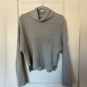 Abercrombie & Fitch Gray Turtleneck Sweater